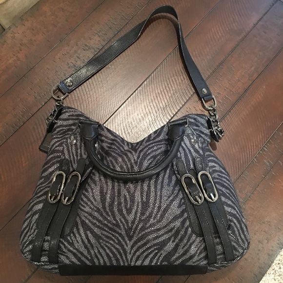 👛👜NWOT - MICHELE SHOULDER BAG - Picture 3 of 11